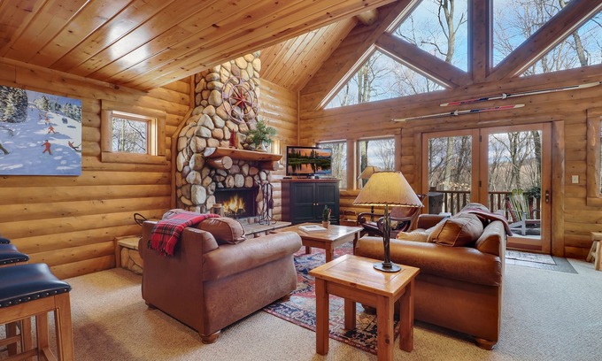 Boyne City Cabin | 3BR Private Mountain Cabin | Sleeps 10 | Ski-in/Ski-out | Private Hot Tub