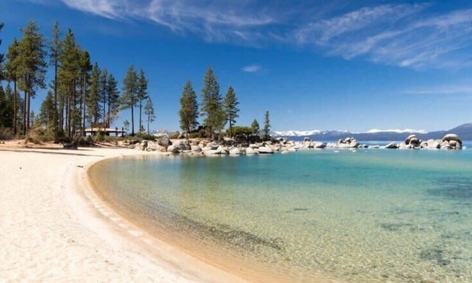 Brockway House | 3BR Tahoe Cabin Walk to Beach