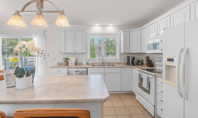 East Falmouth House | 3BR The Bailey Beach Retreat