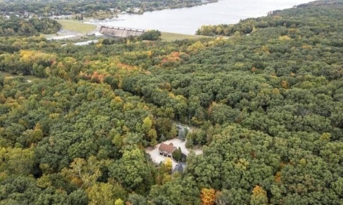 Westerville House | 3mins To Hoover | House | 4 Tvs Roku | King | W/D!