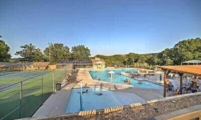 Table Rock Villa | *3rd Night Free! Villa, Rare Find! Garage!