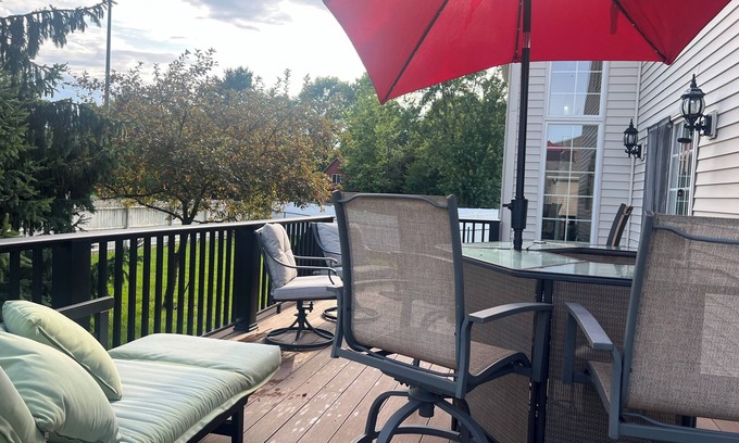 Saint Marys Saint Joseph County House | 4,000+ sq. foot house on a quiet cul-de-sac about 15 minutes from ND campus!