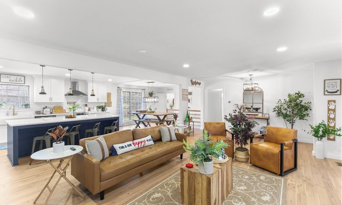 Bessemer Other | 4 acre private Pool Modern Estate! Near Hoover Met