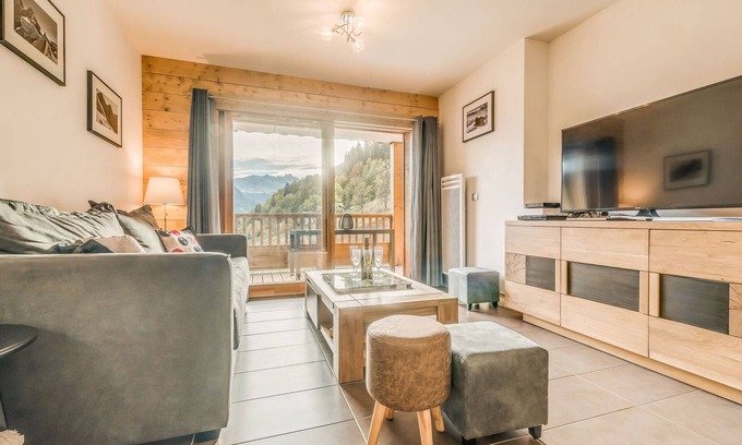 Champagny-en-Vanoise Apartment | 4* Apartment at the Foot of the Slopes, Champagny-en-Vanoise