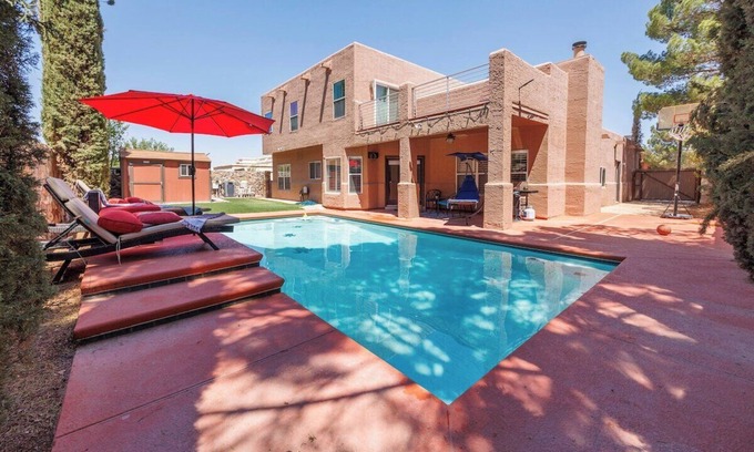 El Paso House | 4 Bed, 3.5 Bath Home with Heated Pool