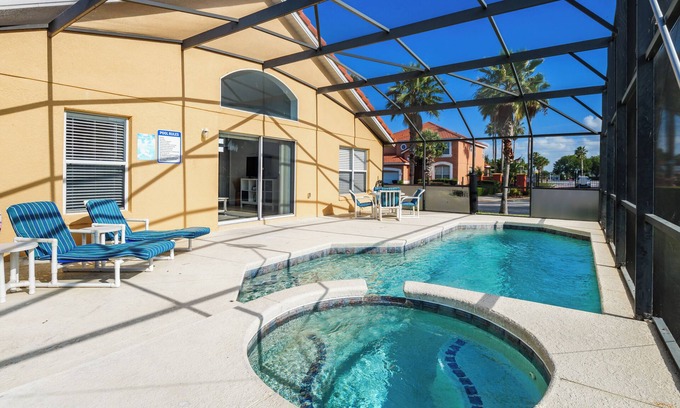 Solana Villa | ⭐ 4 Bed | Gated Resort of Solana | Games Room | Pool & Spa | Minutes to Disney⭐