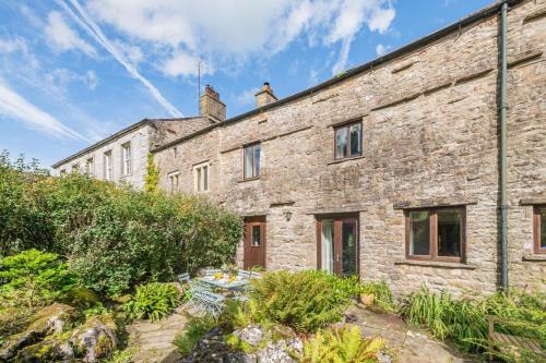 Hawes House | 4 Bed in Hawes oc-g33122