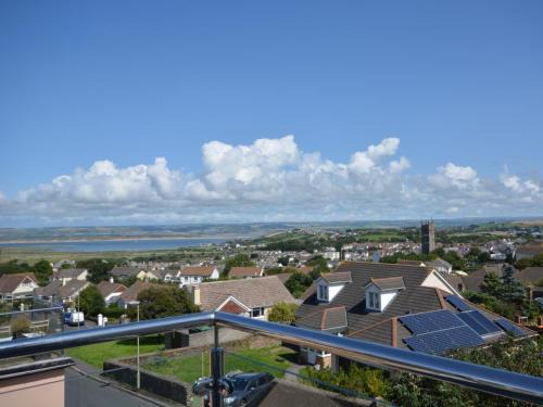 Westward Ho House | 4 Bed in Northam 53701