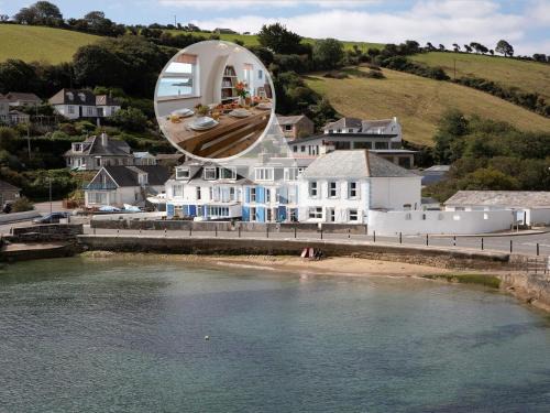 Portmellon House | 4 Bed in Portmellon 48109