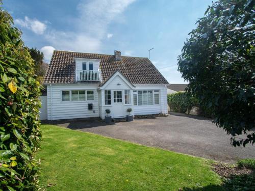 West Bexington House | 4 Bed in West Bexington DC149