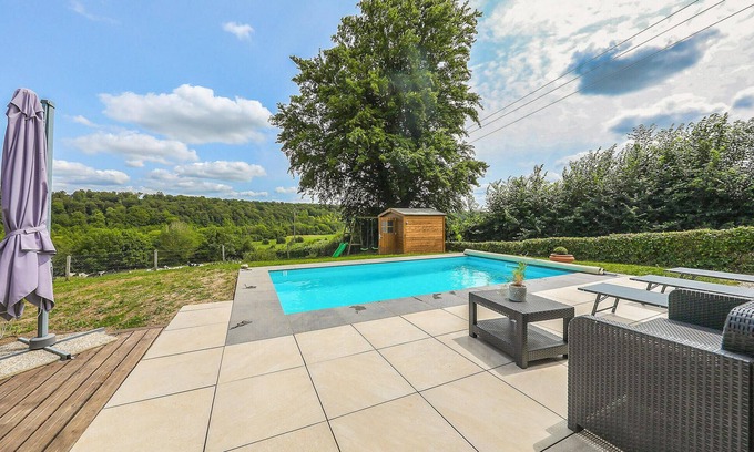 Haudricourt Au Bois House | 4 bedroom accommodation in Haudricourt Aubois