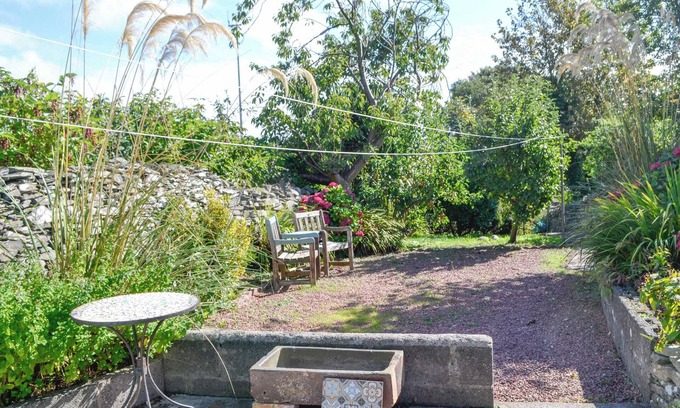 Whithorn Cottage | 4 bedroom accommodation in Whithorn, near Newton Stewart