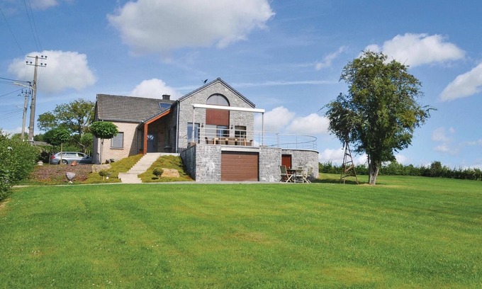 Somme-Leuze House | 4 bedroom accommodation in Somme-Leuze