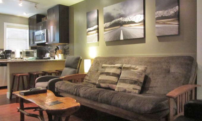 Lakeside Park Cabin | 4 bedroom Condo style next to Heavenly Village