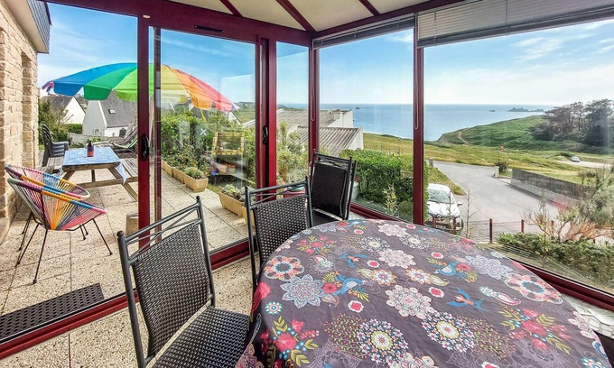 Plouarzel House | 4 bedroom cozy home in Plouarzel