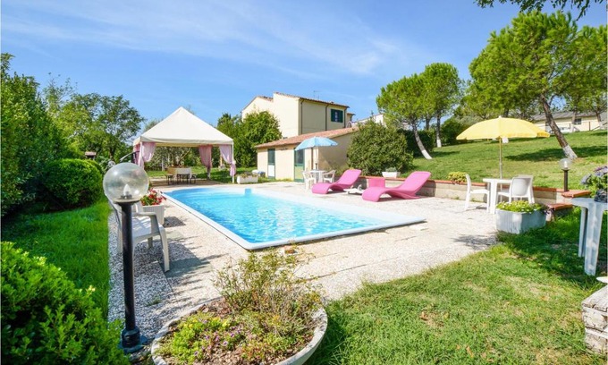 Santa Luce House | 4 Bedroom Lovely Home In Santa Luce