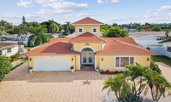 Belleair Beach House | 4-bedroom POOL HOME steps to semi-private white sand & sunsets in Belleair Beach