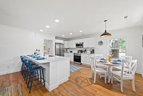 Myrtle Beach House | 4 bedroom pool home 1 block from the Beach!