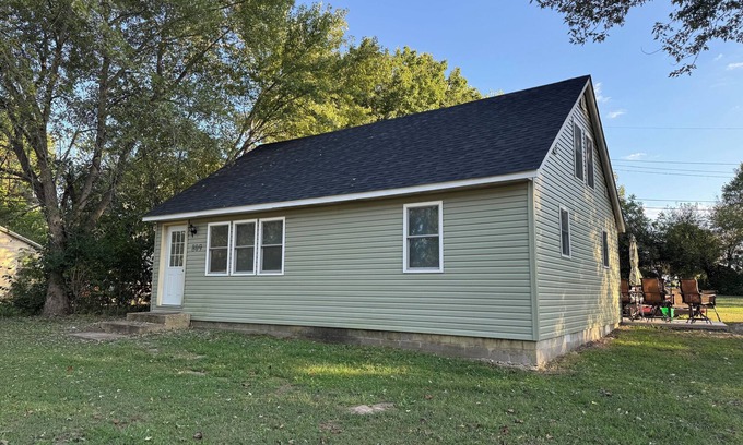 Salem House | 4 bedrooms Sleeps 14