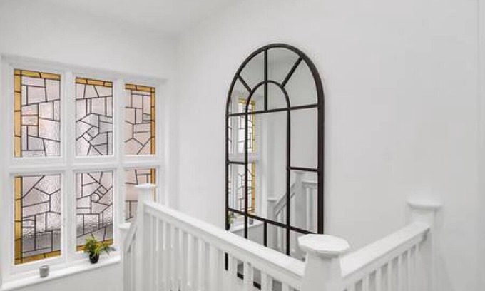 Brondesbury Park House | 4 BR House/Free Parking/5mins Walk To Kensal Rise