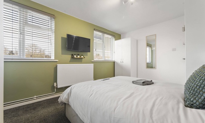 Southampton City Centre House | 4 double bedroom 4 en-suite bathrooms, city centre location