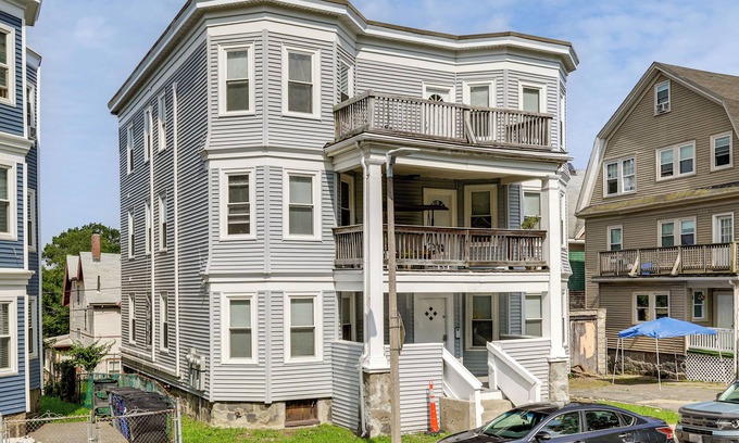 Fields Corner West Apartment | 4 Mi to Fenway Park: Pet-Friendly Dorchester Apt!