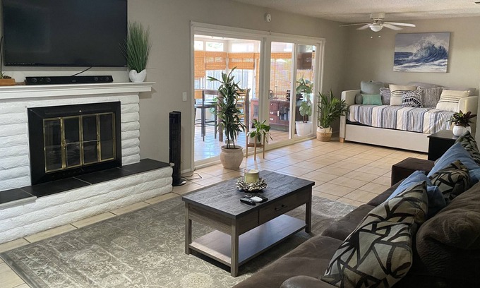Ivey Ranch - Rancho Del Oro House | 4 miles from the beach, half mile to Bike bath, Golf, Surf, Relax,