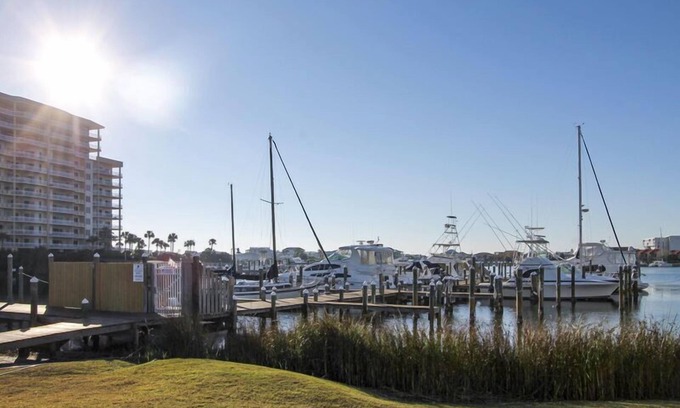Holiday Isle Condo | 4 night min stay - Sandpiper Cove, 4233