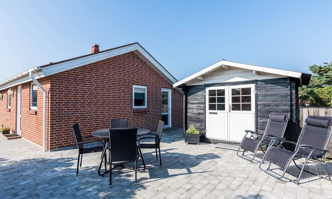 Henne Strand House | 4 person holiday home in Henne