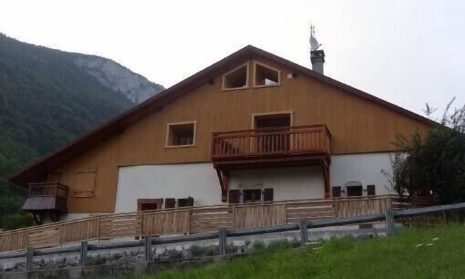 Thones Apartment | 4-star apartment in Thones for 6 persons + 2 on request