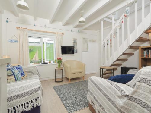 Hope-Cove House | 4 Thornlea Mews