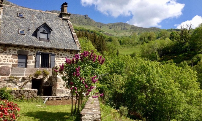 Mandailles-Saint-Julien House | 4* TYPICAL HOUSE IN BARRIADE 4 pers