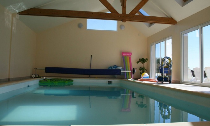 Saint-Eloy House | 4 * villa indoor pool, billiards, baby, ping pong, tennis 100m