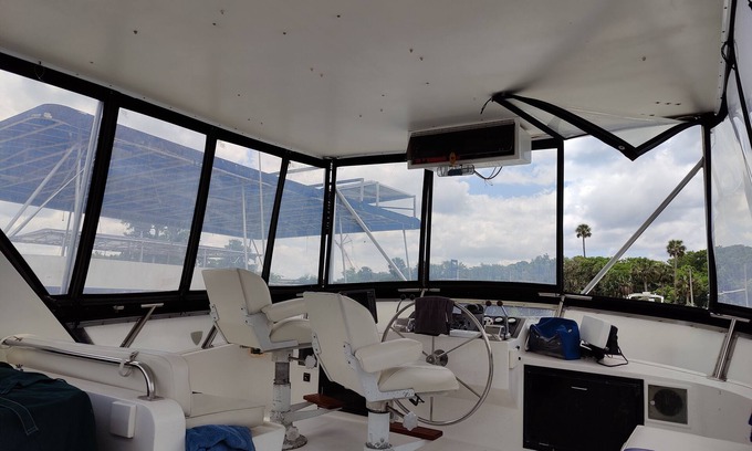 DeLand Boat Rental | 40'Yacht-Directly Docked on the St John's River