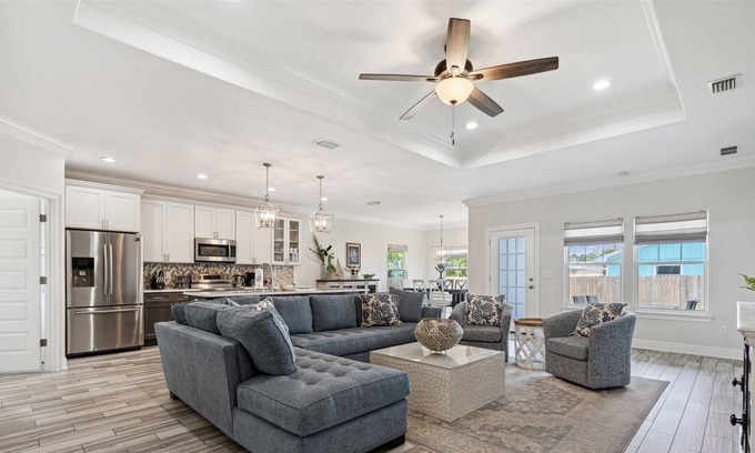 Silver Sands House | 4009 Silver Sands Rd-Perfect Family Beach Getaway!