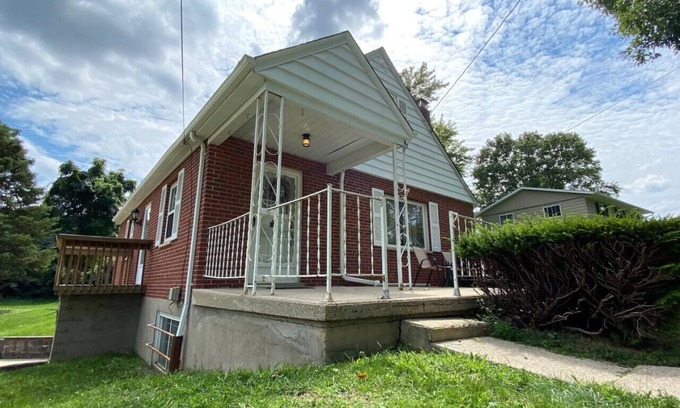 Sharonville House | 4185 Crystal View · Nikki`s House