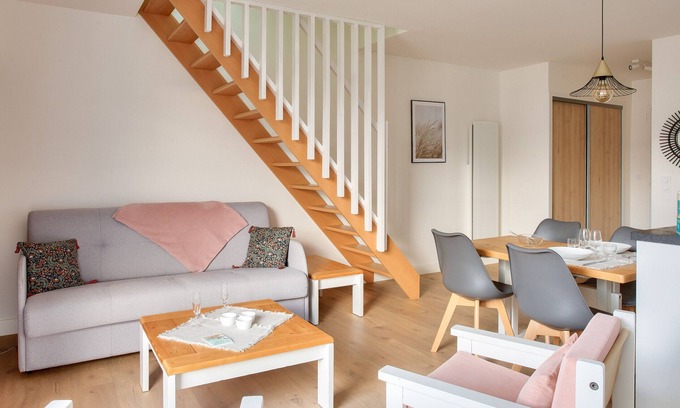 Fouesnant Apartment | 450m beach- Comfort in this pretty flat for 4