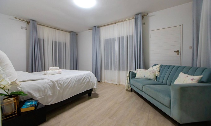Bulawayo House | 456 Hopeville Escape - Spacious three-bedroomed home with modern finishings!