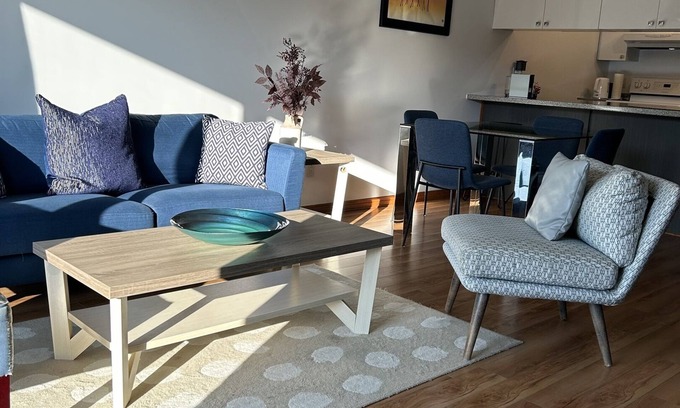 Tetreaultville Condo | #460 Cozy & Confy Condo Near Metro