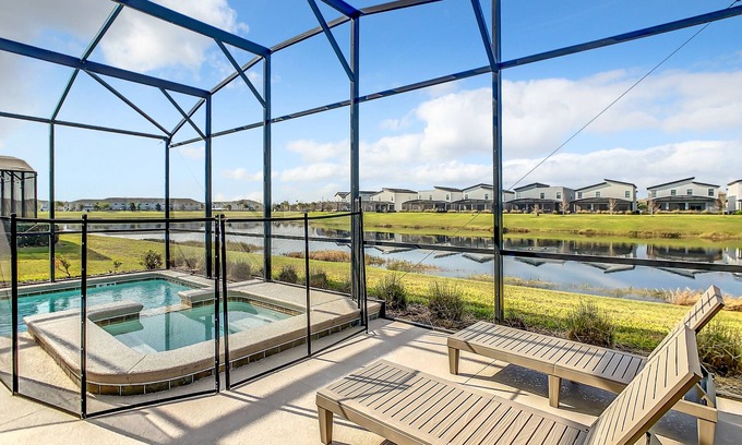 Kissimmee House | 4781 - 5 Bedroom Pool Home Overlooking Pond - Storey Lake Under 10 Min to Disney
