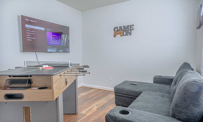 Fortson House | 4BR 2200sqft Foosball Game Room Near Ft Moore