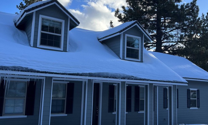 South Lake Tahoe House | 4BR/3BA house with mountain views