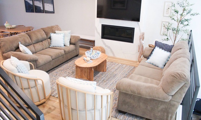 Carlsbad Village Condo | 4BR Beach Condo I Heat & AC I Private Balconies I 2-car garage in the Village