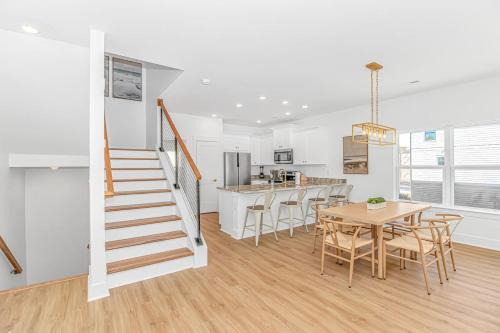 Myrtle Beach House | 4BR Beach House with Private Pool 1000ft from the beach
