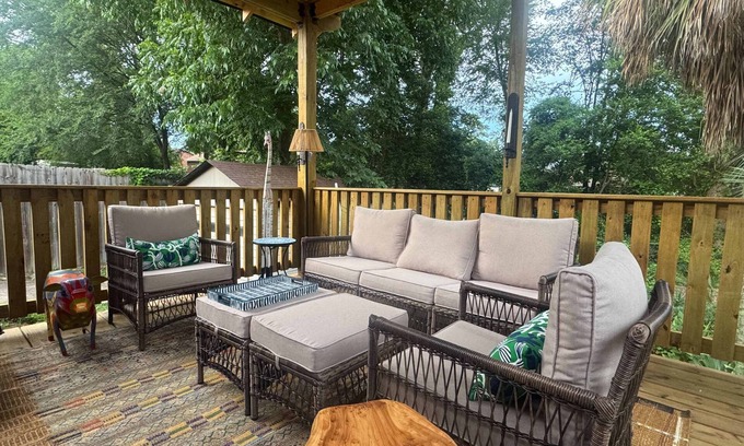 Fortson House | 4BR Pool Sleeps 8 Grill Backyard Near Fort Moore