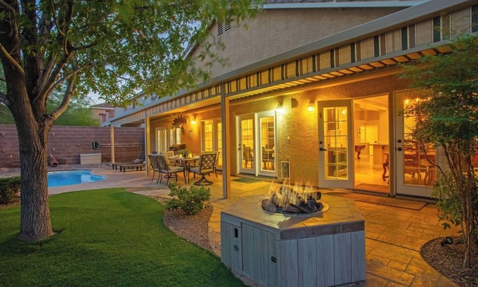 McCullough Hills House | 4BR Retreat w/Pool and BBQ