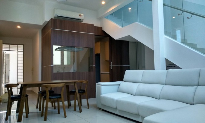 Bayan Lepas Condo | 4R 3B With High Speed Wifi full Facilities & Amenities