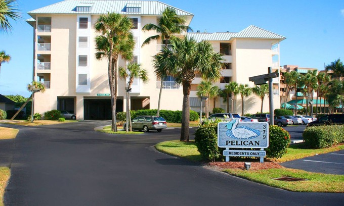 Stuart Condo | 4th Floor Oceanfront Condo with Spectacular Views
