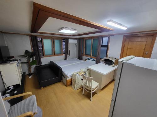 Yeoksam Villa | 5-2202 #Gangnam Stn, 5-min #Yeoksam Stn, 3-min #OTT #Concierge Gangnam Managed