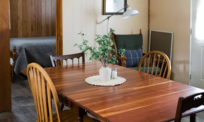 Strasburg Apartment | #5 Beaver Creek Cabin